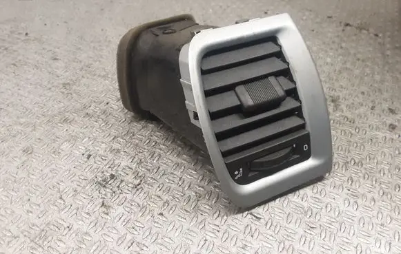 Skoda Fabia Mk2 (5J) Dashboard side air vent grill/cover trim 5J019702