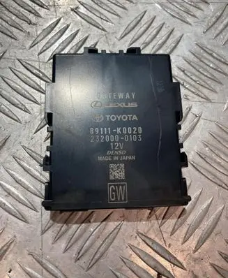 Toyota Yaris XP210 Gateway control module 89111-K0020