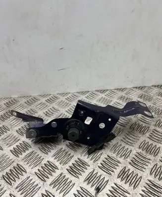 BMW 2 G42 Fender mounting bracket 8497743