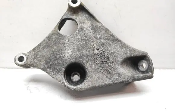 BMW 3 GT F34 Engine mounting bracket 6788611 22116788611