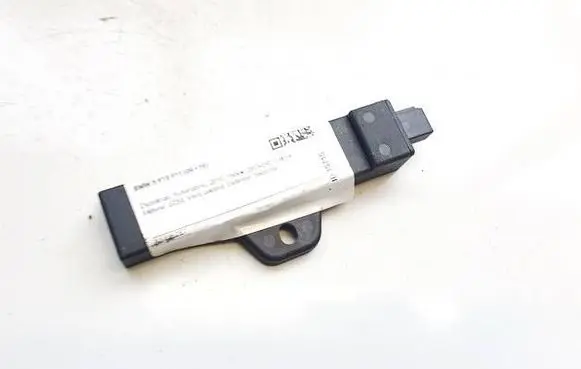 BMW 5 E60 E61 Antenna control unit 6520922083202