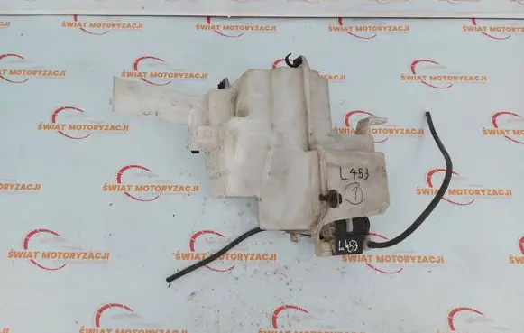 Hyundai i10 Windshield washer fluid reservoir/tank 986100X000