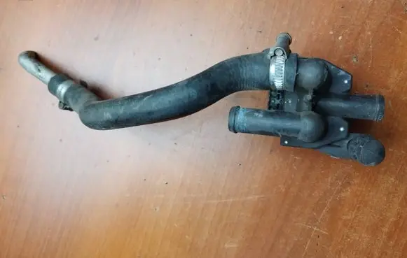 Mercedes-Benz CLK A208 C208 Coolant heater control valve 
