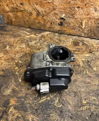 Volkswagen Golf VI EGR valve VASV29007935 16760089