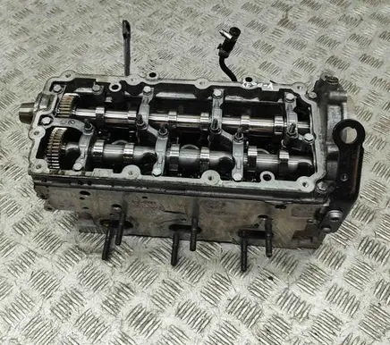 Audi A5 8T 8F Engine head 06E103067BP