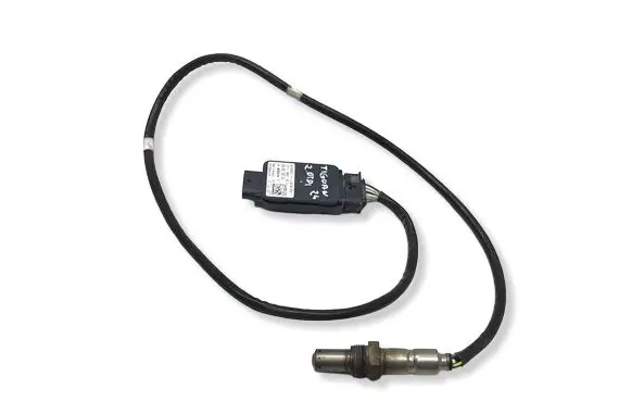 Volkswagen Tiguan Lambda probe sensor 05L907807DJ 0281009344