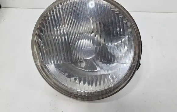 Volkswagen Transporter - Caravelle T3 Headlight/headlamp 251941752H 12V6055WH4 870442006