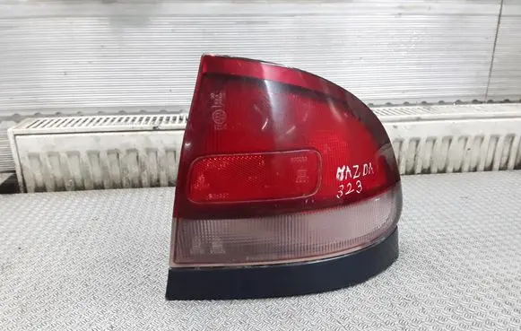 Mazda 626 Rear/tail lights 0431392