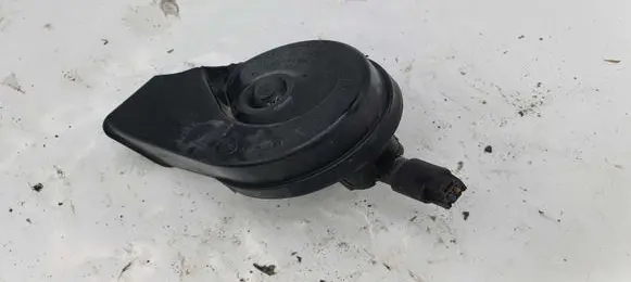 BMW 3 E90 E91 Horn signal E30055306