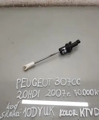 Peugeot 307 CC Clutch slave cylinder 