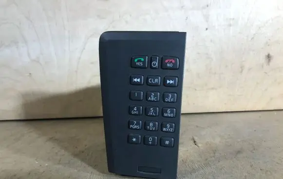 Volvo S60 Phone 30657525 02W44 2204194M