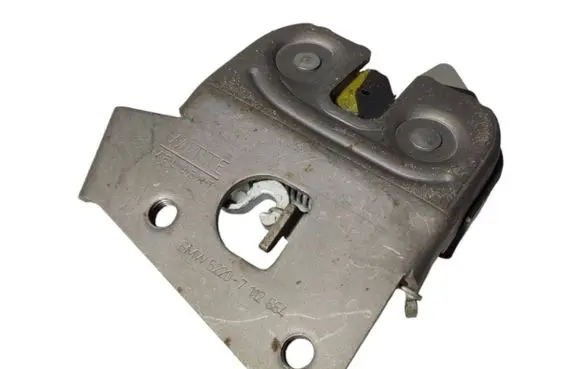 BMW 3 F30 F35 F31 Seat back rest lock catch 7112864 52207112864 024681