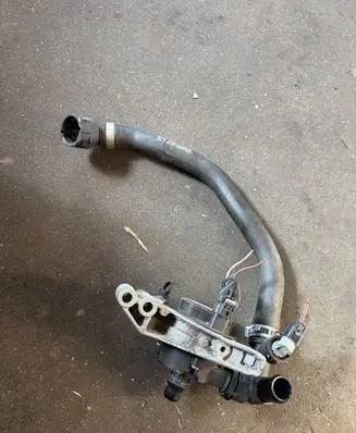 Mercedes-Benz C W205 Engine coolant pipe/hose A2055019301