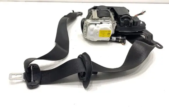 BMW X5 G05 Front seatbelt 7497885