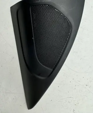 Volvo V60 Front door high frequency speaker 