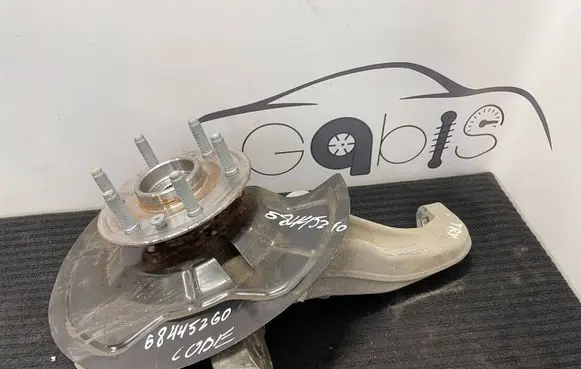 Dodge RAM Front wheel hub 68445260