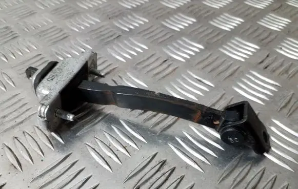 Opel Mokka Front door check strap stopper