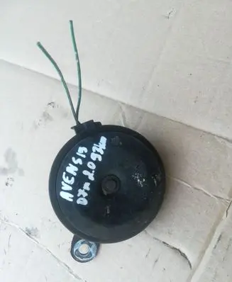Toyota Avensis T250 Horn signal 28657625