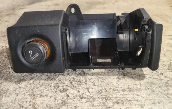 Car ashtray