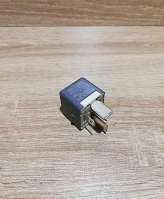 Toyota Prius (XW20) Other relay 9098702025 1567002540