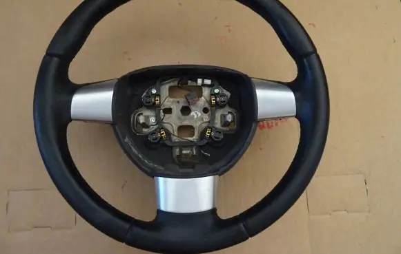 Ford Focus Steering wheel