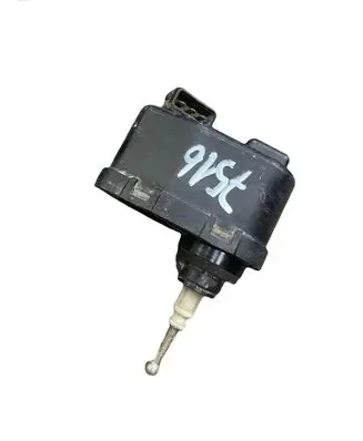 Volkswagen PASSAT B3 Headlight level adjustment motor 357941295
