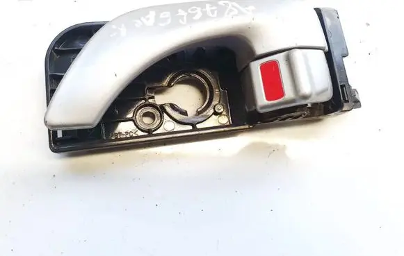 Hyundai Sonata Rear door interior handle 83613nf000 83613-nf000