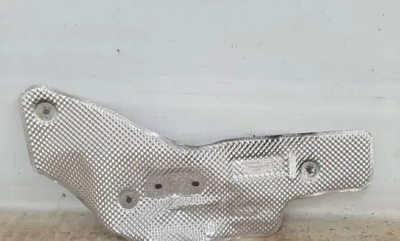 Porsche Macan (95B) Exhaust heat shield 95B804162A
