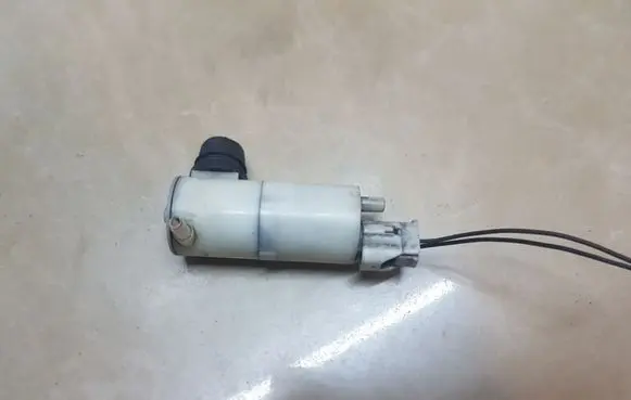 Jeep Grand Cherokee (WJ) Windscreen/windshield washer pump