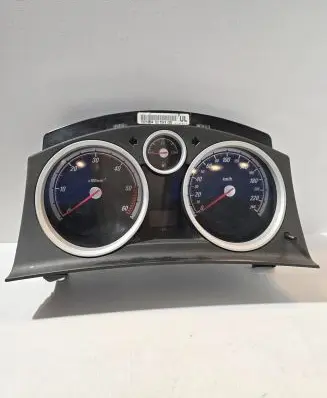Opel Zafira B Speedometer (instrument cluster) 13230594 SW4405