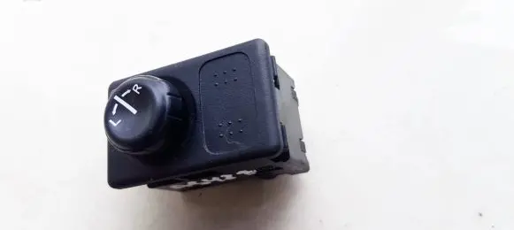 Nissan Almera Tino Wing mirror switch 271505M400 2K4400714