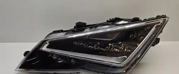 Seat Leon (5F) Headlight/headlamp 5F1941007A SE061