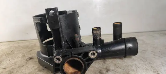 Mercedes-Benz E W212 Fuel filter bracket/mount holder A6512003700