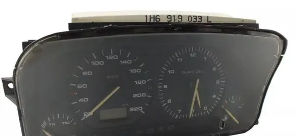Volkswagen Golf III Speedometer (instrument cluster) 1H6919033L