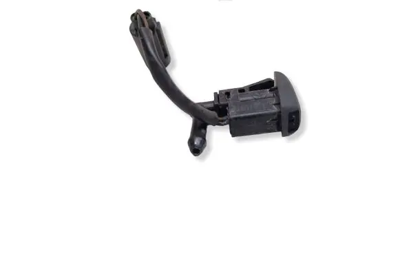 BMW X3 E83 Windshield washer spray nozzle 8365385