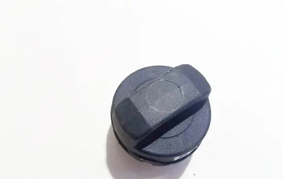 Audi A3 S3 8L Fuel tank filler cap 1h0201553b