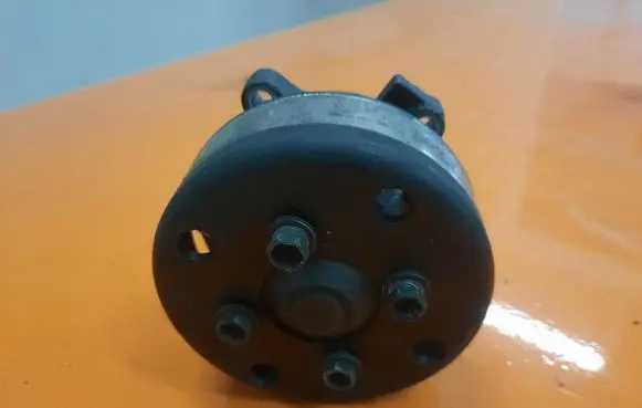 Toyota Yaris Water pump 