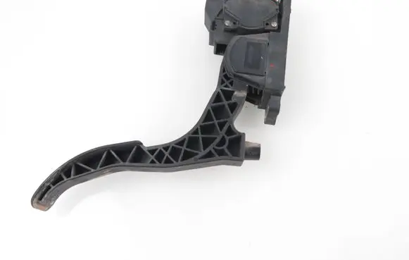 Volkswagen Polo IV 9N3 Accelerator throttle pedal 6N1721503D 0281002322