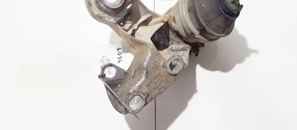 Audi A4 S4 B5 8D Engine mounting bracket 8d0199352h