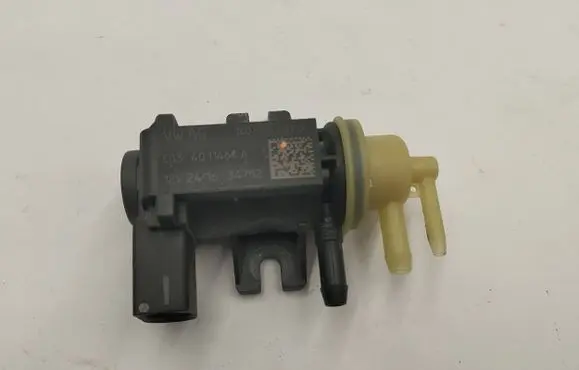 Volkswagen Golf VII Turbo solenoid valve 1K0906627B 4011464A 34752