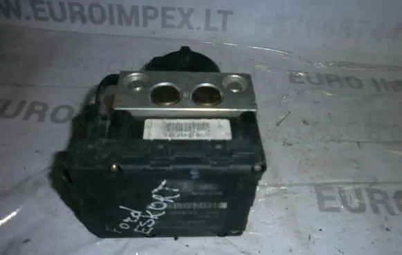 Ford Escort ABS Pump 96FB2M110AB 96FB2C013AA
