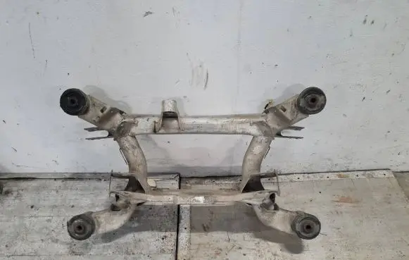 BMW 5 E39 Rear subframe 160973596