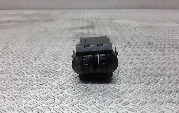 Volkswagen Golf V Headlight level height control switch 1K0941333