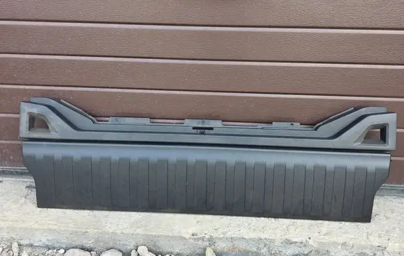BMW X5 G05 Tailgate trim 7438172
