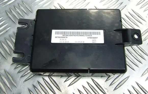 Maserati Ghibli Air conditioner control unit module 06700360070