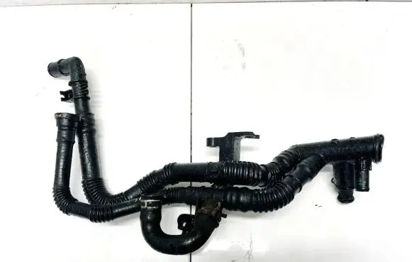 Mercedes-Benz Vito Viano W638 Engine coolant pipe/hose 9647768980