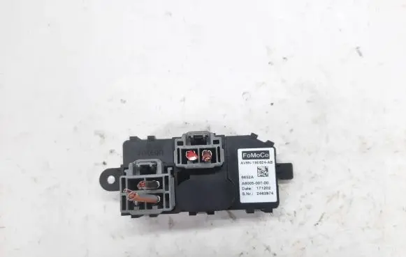 Ford Focus Heater blower motor/fan resistor AV6N19E624AB