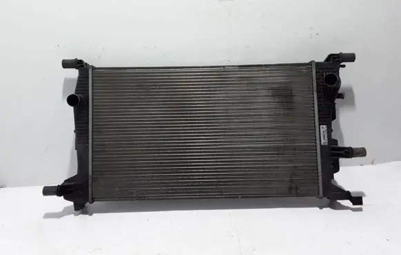 Renault Megane III Coolant radiator 214105378R