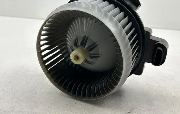 Toyota Avensis T270 Heater fan/blower DENS0810 300109