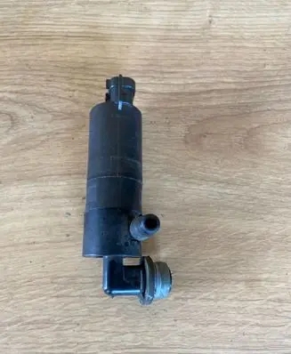 Toyota Corolla Verso AR10 Headlight washer pump 